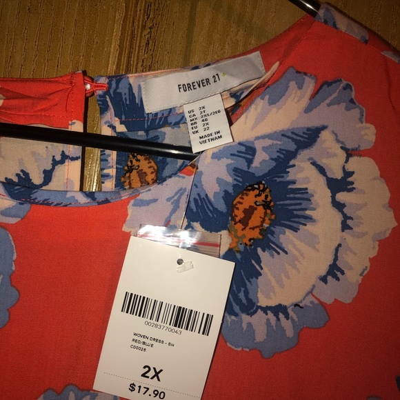 NWT Forever 21+ flower dress 2X - Picture 4 of 5